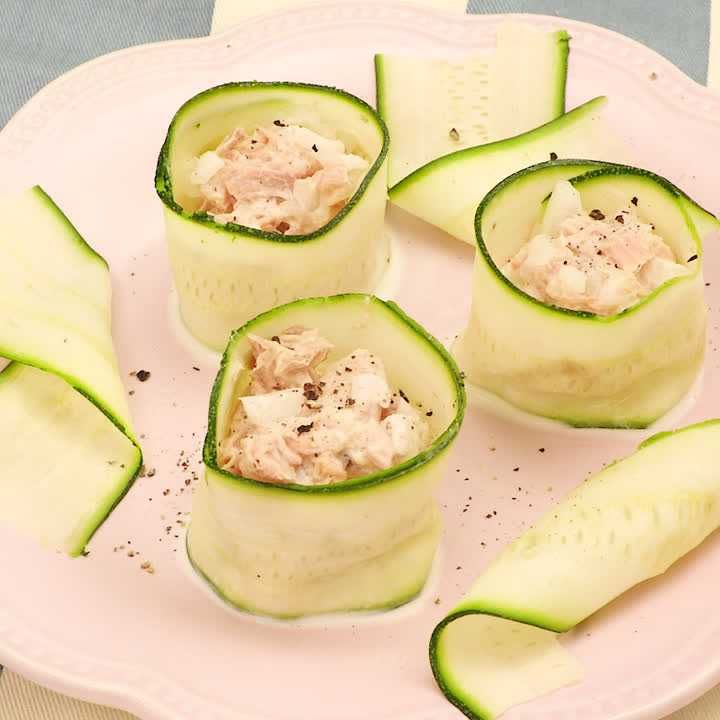 おしゃれで可愛い ズッキーニのツナ巻きサラダのレシピ動画 作り方 Delish Kitchen