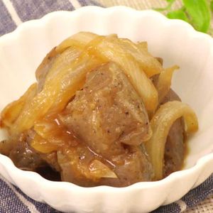 「こんにゃくと玉ねぎの生姜焼き」のレシピ動画