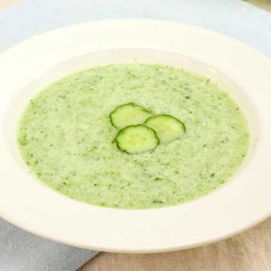 お手軽スープ きゅうりのふんわり卵スープのレシピ動画 作り方 Delish Kitchen