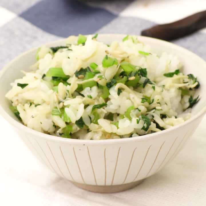 小松菜としらすの混ぜごはん