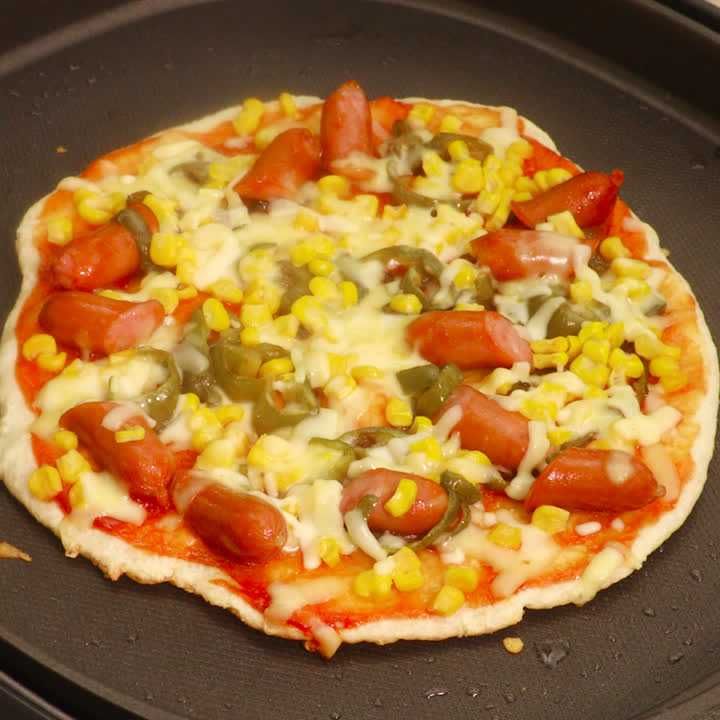 ホットプレートでピザ
