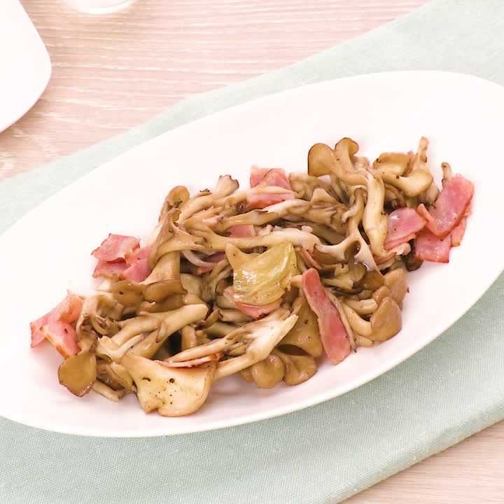 冷蔵庫にあったら作りたい！「舞茸×ベーコン」人気レシピ26選