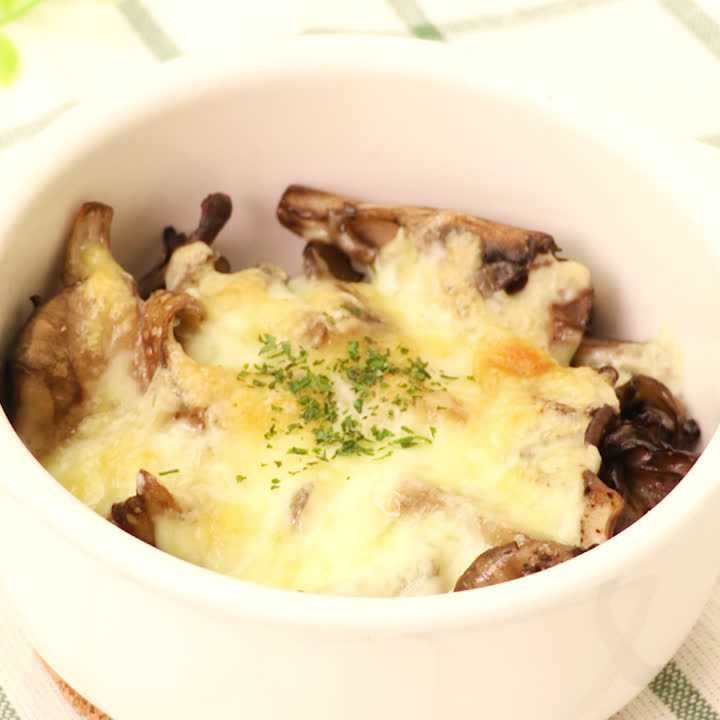 冷蔵庫にあったら作りたい！「まいたけ×チーズ」の人気レシピ26選