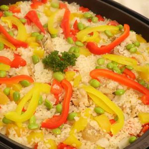 ホットプレートでチキンピラフ