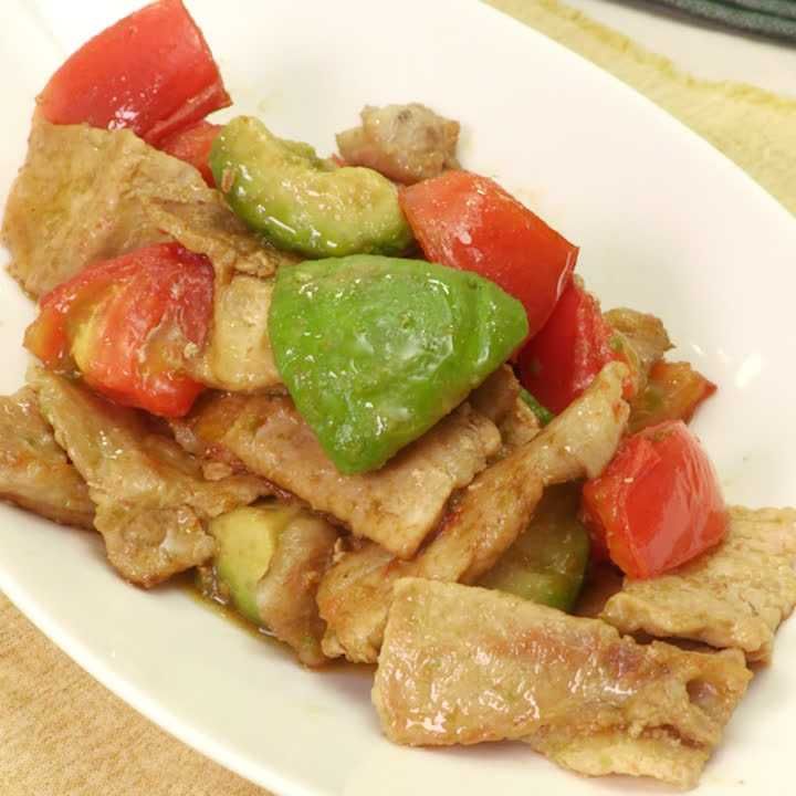 豚肉とアボカドのソテー