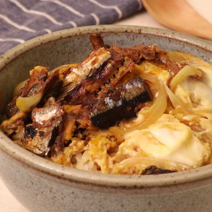 さんまの卵とじ丼