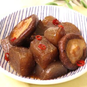 「こんにゃくとしいたけの炒め煮」のレシピ動画