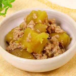 「さつまいものそぼろ煮」のレシピ動画