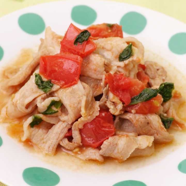 豚バラとトマトのバジル炒め