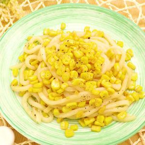 「とうもろこしのバターしょうゆうどん」のレシピ動画