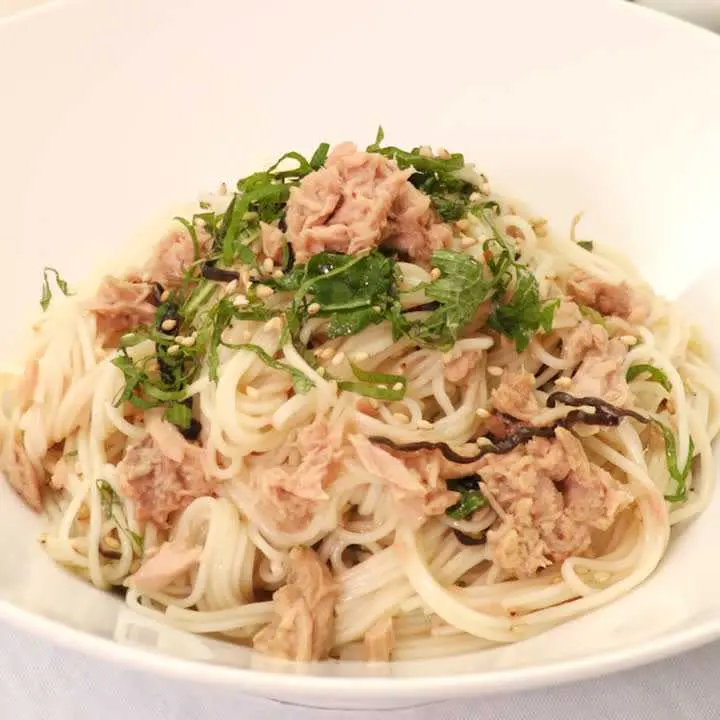 ツナと塩昆布のさっぱりそうめん