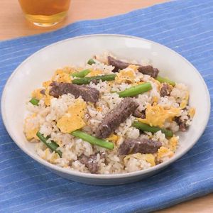 牛塩カルビチャーハン