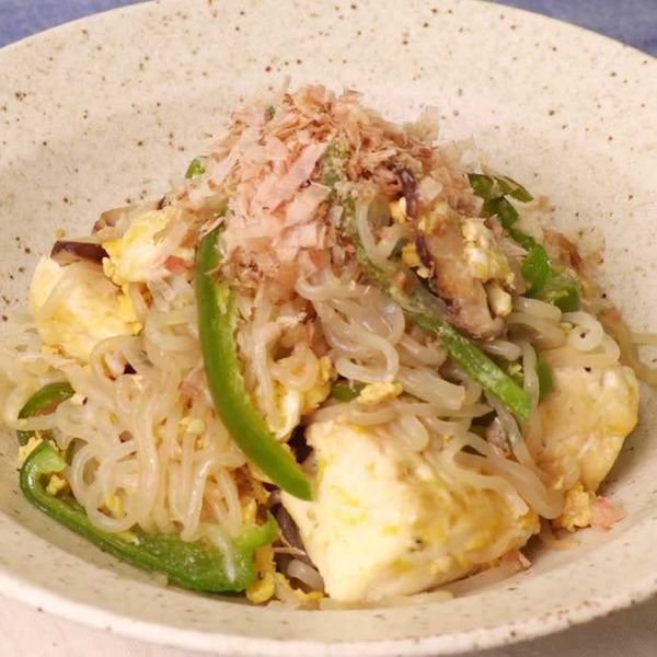 【しらたき(糸こんにゃく)の簡単レシピ】人気おかず&主食50選の人気レシピ・作り方 | デリッシュキッチン