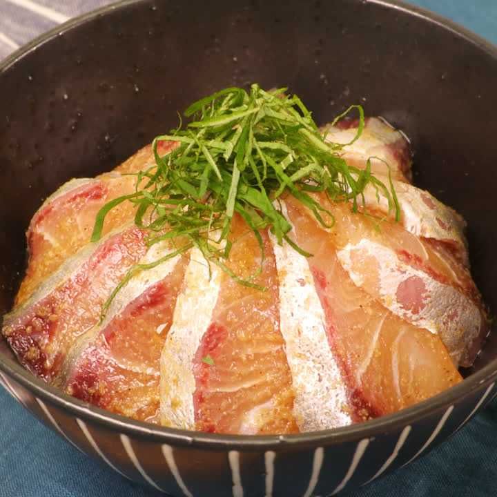 ごまカンパチ漬け丼