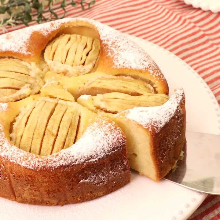 クリーミーりんごケーキ