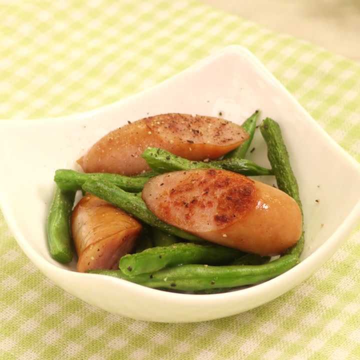 いんげんとソーセージ炒め