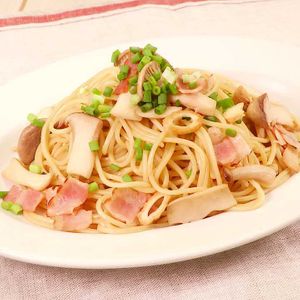 「まつたけ風味のきのこパスタ」のレシピ動画