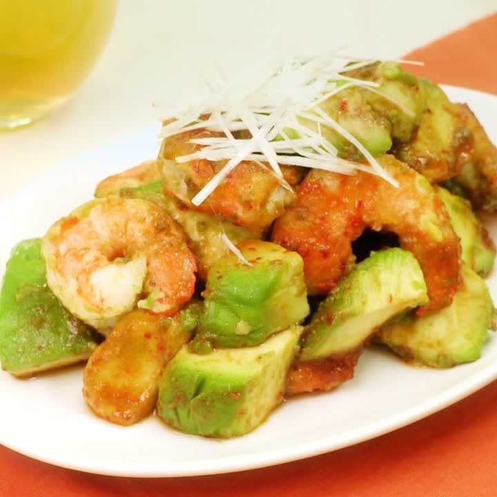 海老とアボカドのピリ辛炒め