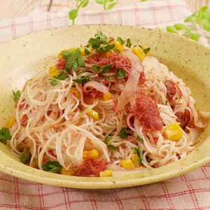 「コンビーフの焼きそうめん」のレシピ動画