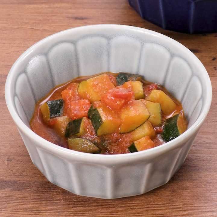ズッキーニのトマト味噌煮