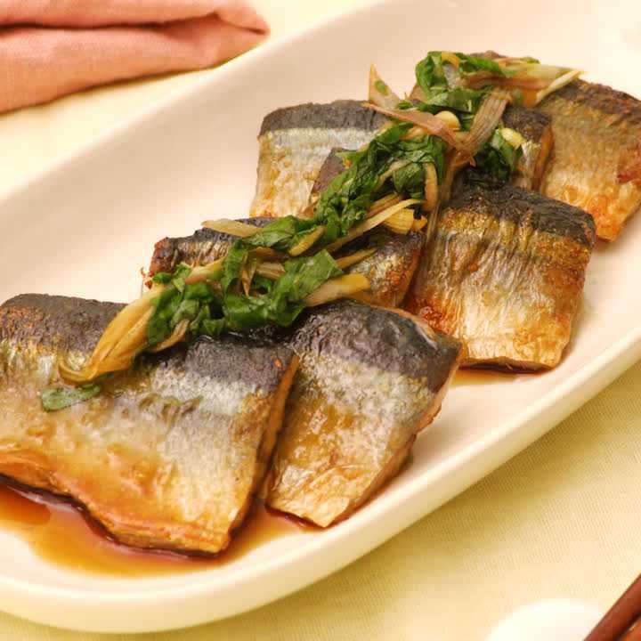 揚げサンマの香味ダレがけ