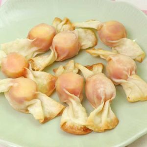 「餃子の皮でおつまみキャンディ」のレシピ動画