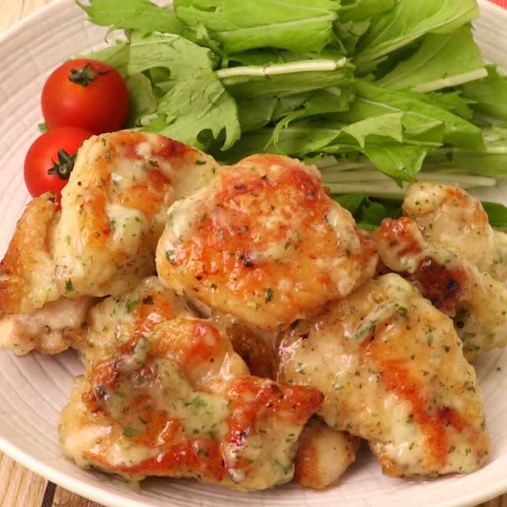鶏むね肉のハーブマヨ焼き