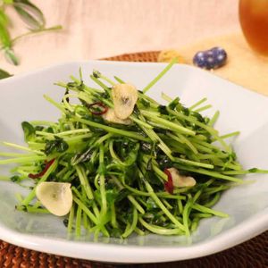 「豆苗炒め」のレシピ動画