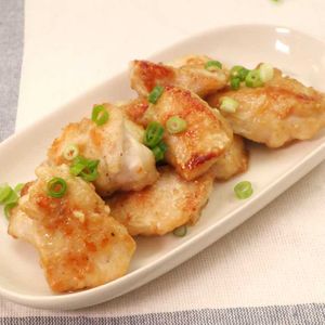 「めんつゆマヨチキン」のレシピ動画