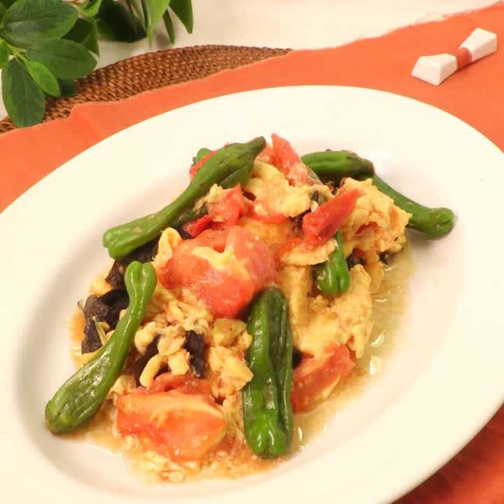 ししとうとトマトの中華風卵炒め