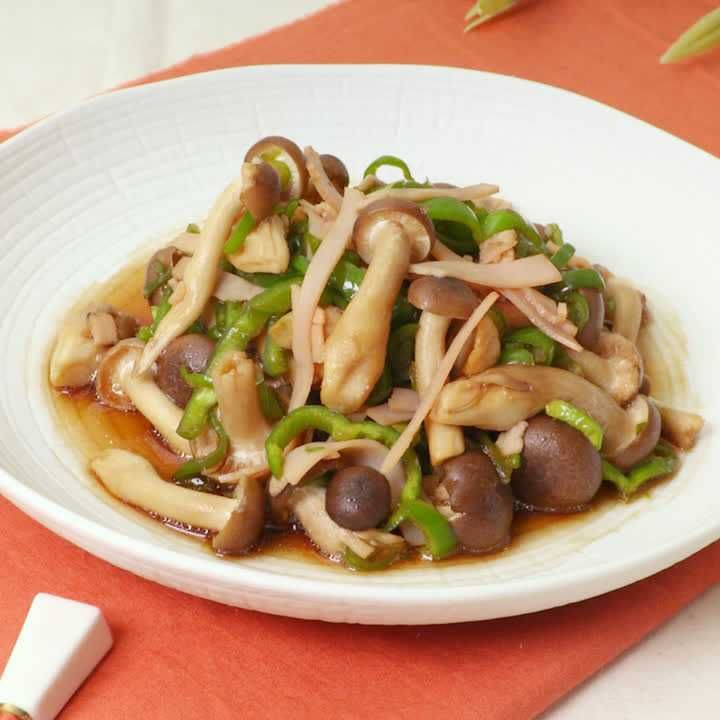 ハムとピーマンのオイスター蒸し