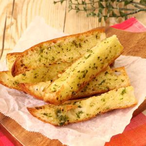 「ガーリックトースト」のレシピ動画