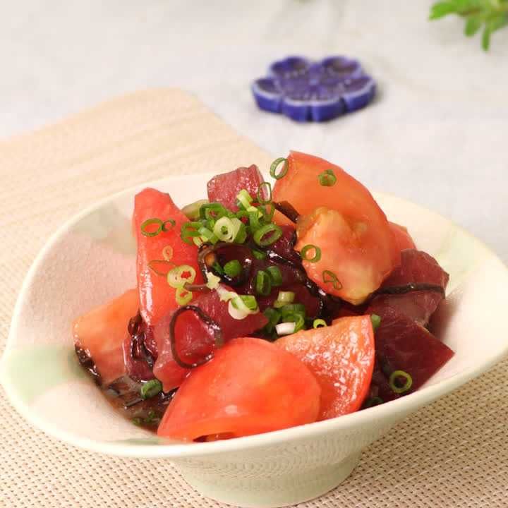 マグロトマトの塩昆布和え