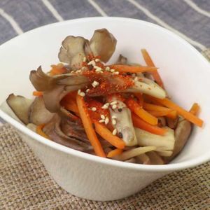 「まいたけのきんぴら」のレシピ動画