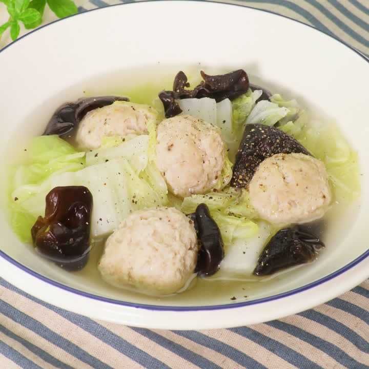 きくらげたっぷり肉団子スープ