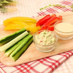 「スティックきゅうりと2種のディップ」のレシピ動画