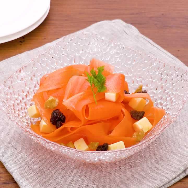 にんじんとレーズンのデリサラダ