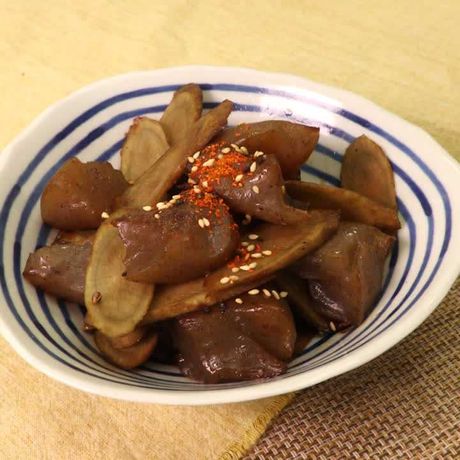 しみしみ ごぼうとこんにゃくの炒め煮のレシピ動画 作り方 Delish Kitchen