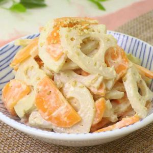 にんじんとれんこんのゴママヨ和え