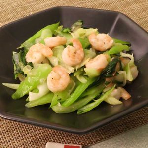 「チンゲン菜とえびのしょうが中華炒め」のレシピ動画