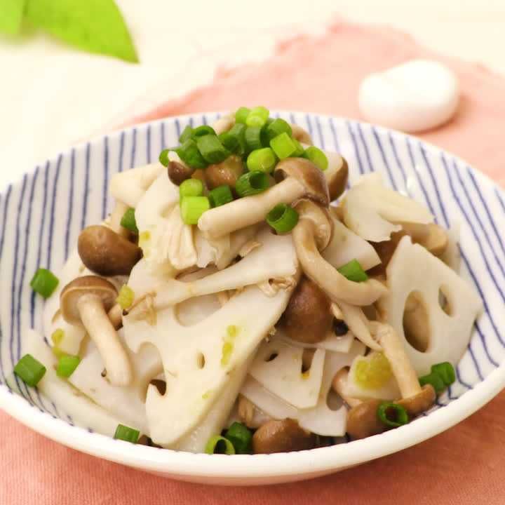 しめじとレンコンの柚子胡椒蒸し