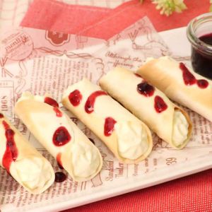 お菓子の基本 クッキングシートの敷き方 丸型 のレシピ動画 作り方 Delish Kitchen