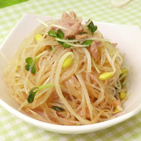 かいわれがピリッと ツナともやしの春雨サラダのレシピ動画 作り方 Delish Kitchen