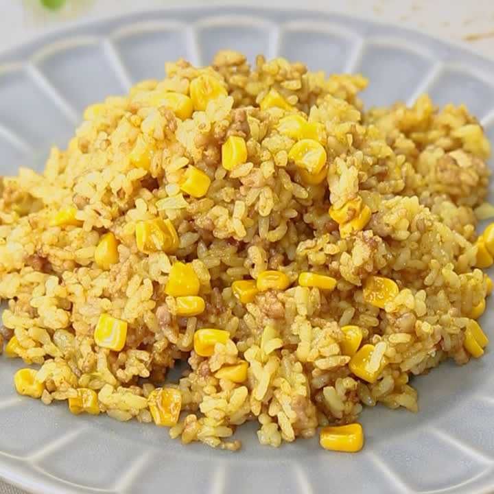 豚ひき肉とコーンのチャーハン