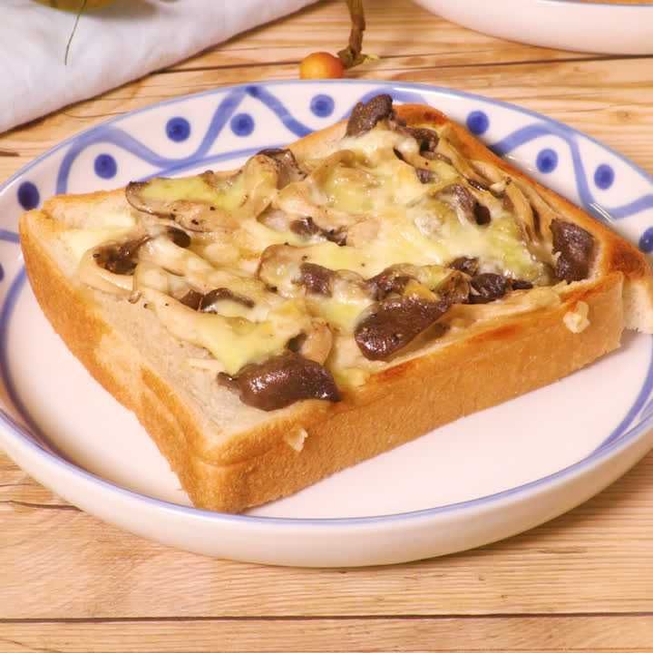ひらたけのポン酢マヨトースト