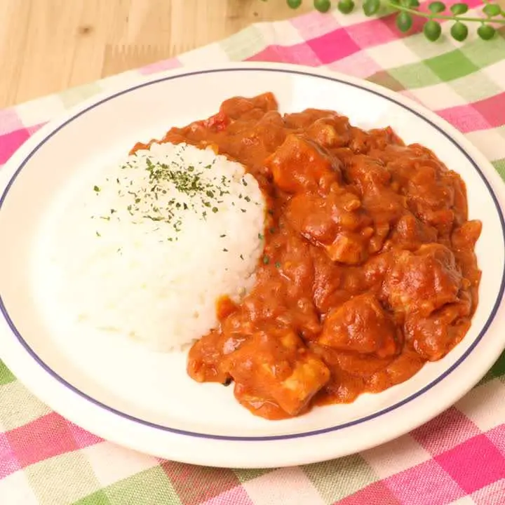 カレールウで簡単バターチキン
