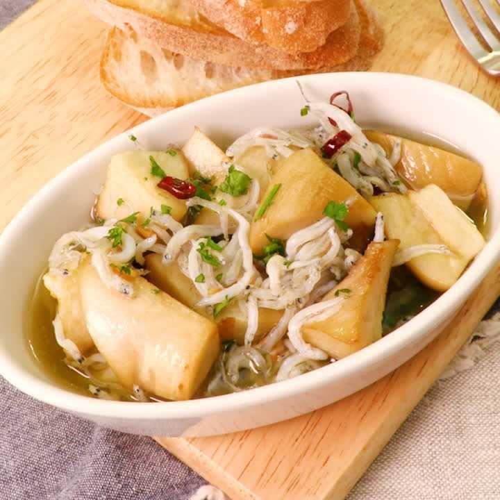 エリンギとしらすのアヒージョ