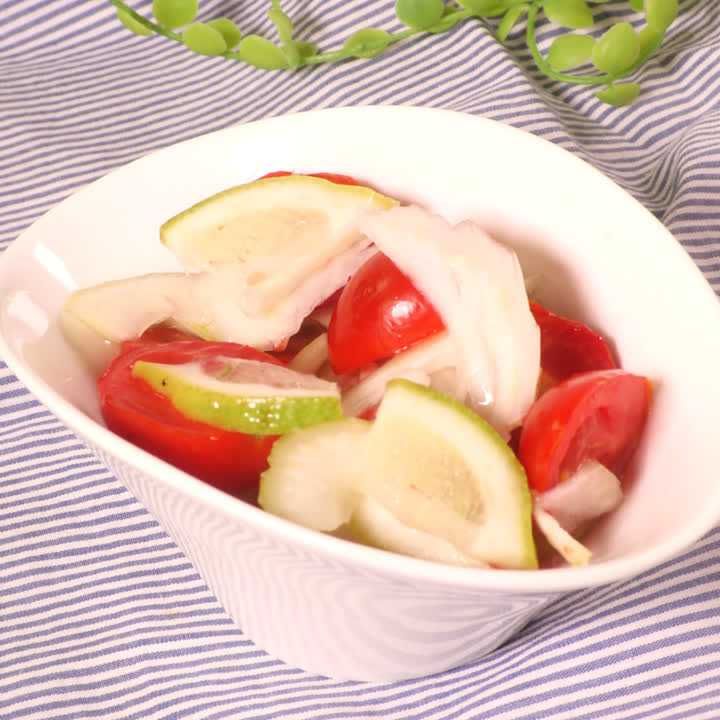 セロリとミニトマトのレモンマリネ