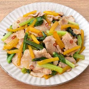 「柿と豚肉の炒め物」のレシピ動画