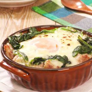 「ほうれん草の月見ドリア」のレシピ動画